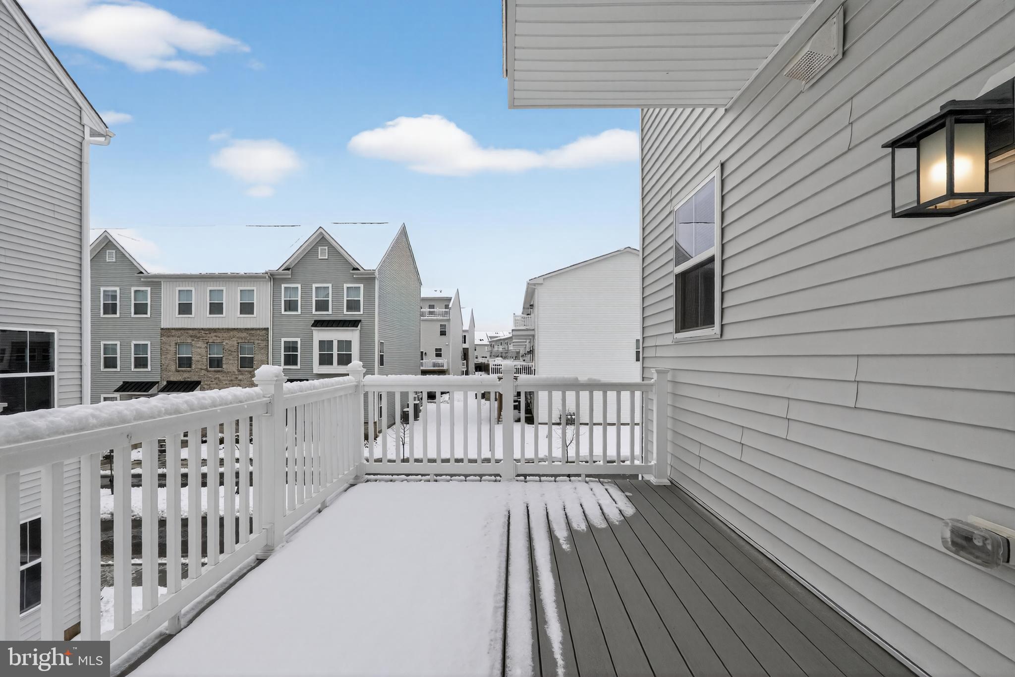 RIVER PIONTE - Residential