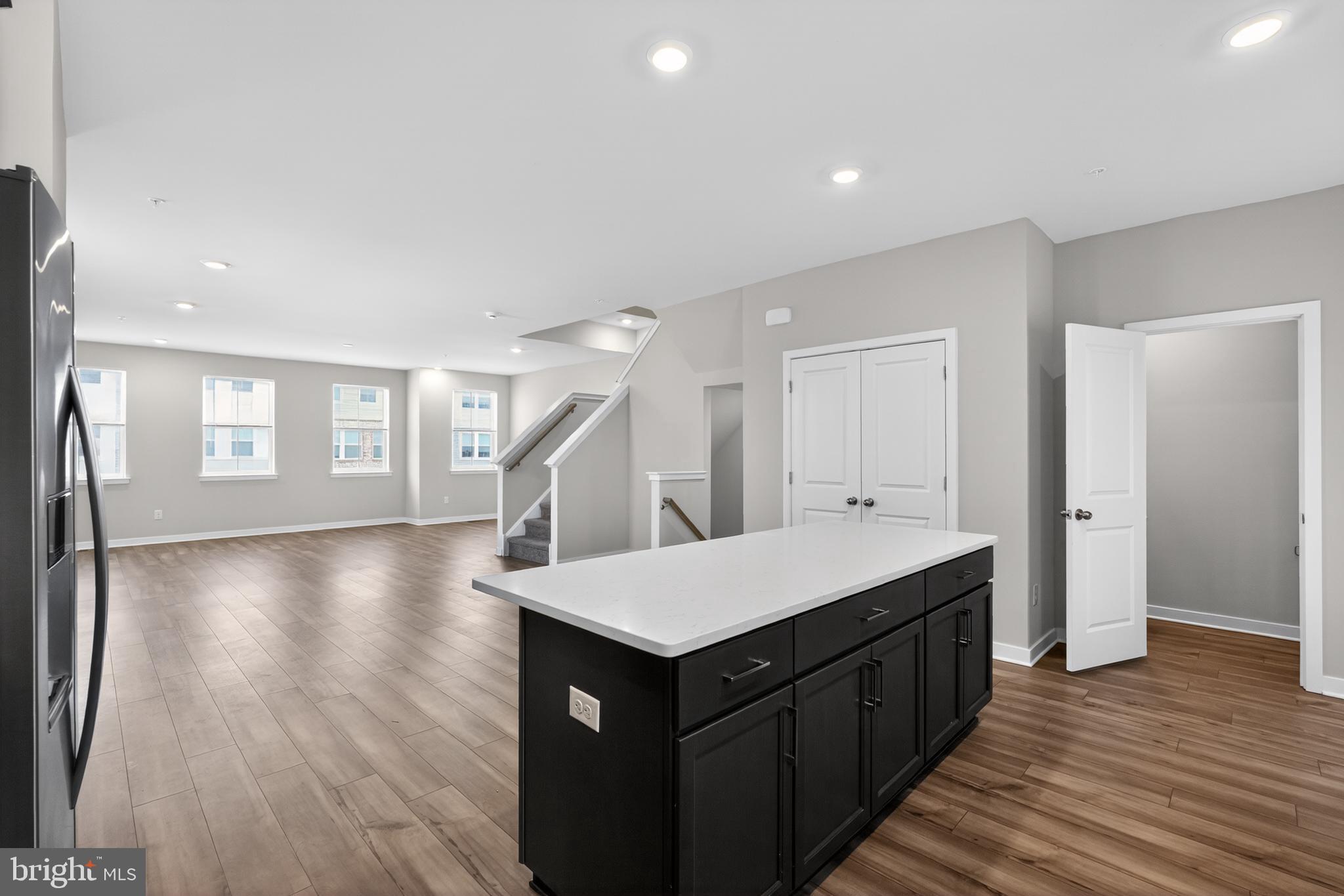 RIVER PIONTE - Residential