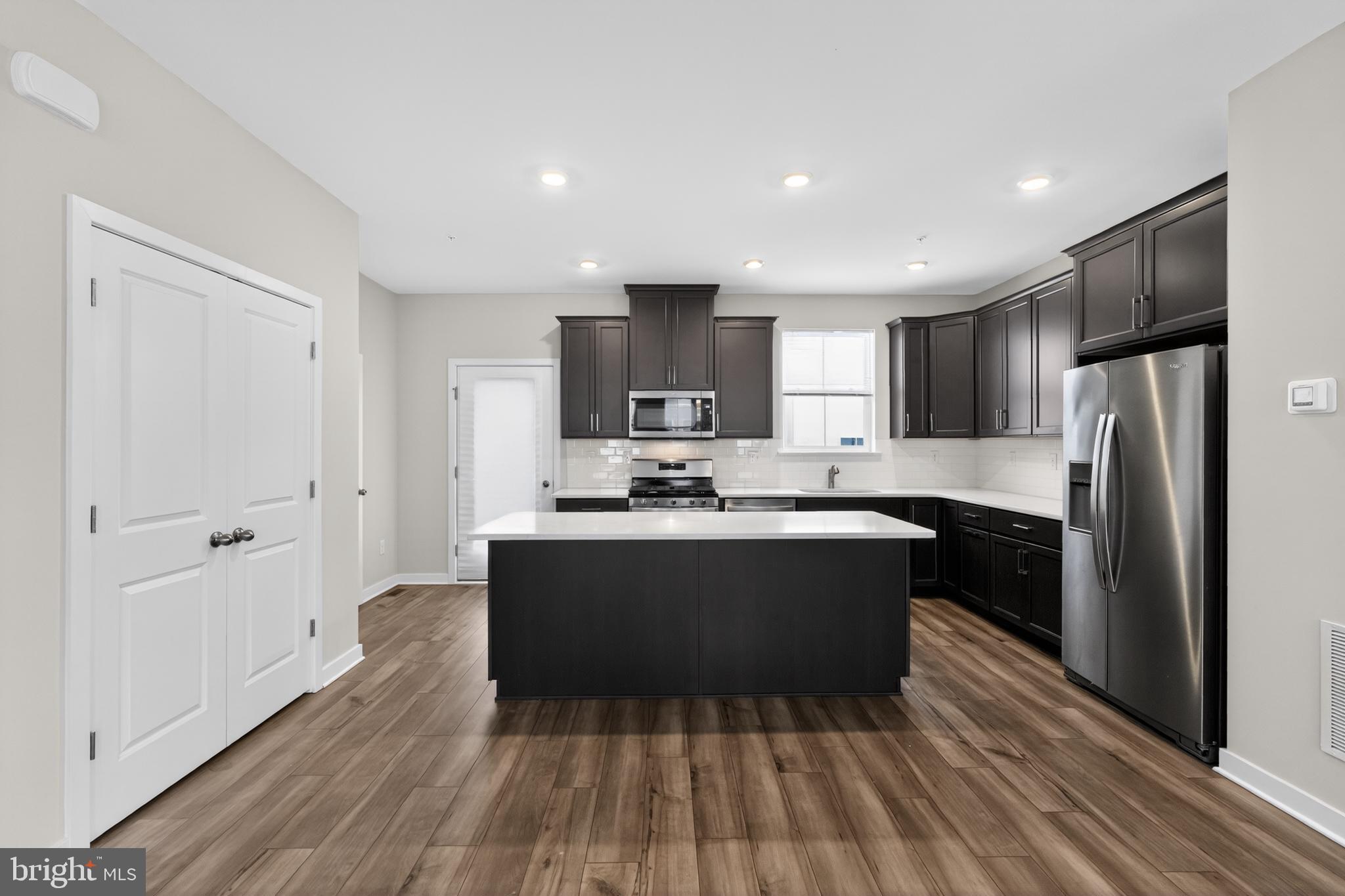 RIVER PIONTE - Residential