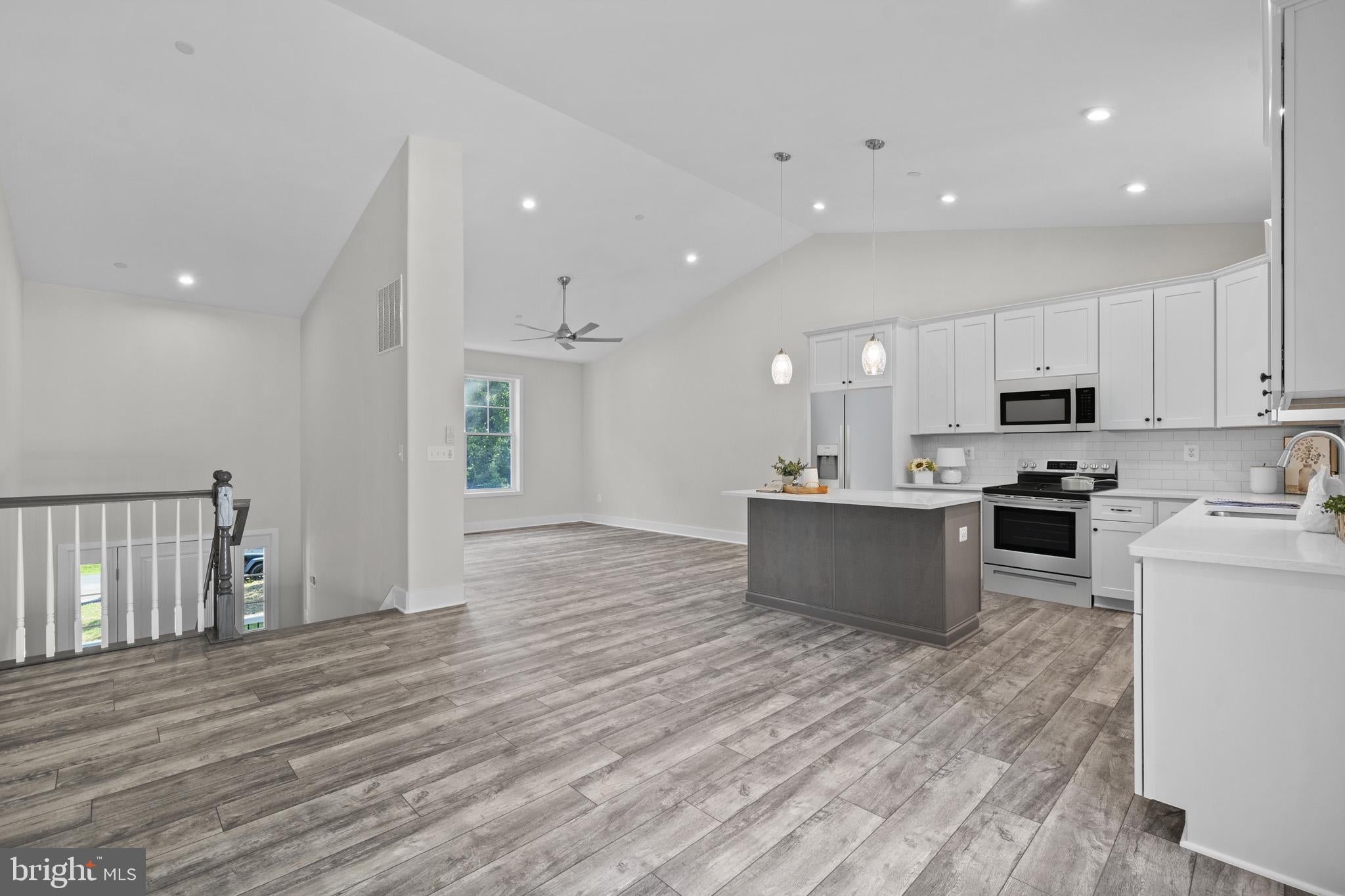 490 DOGWOOD DRIVE