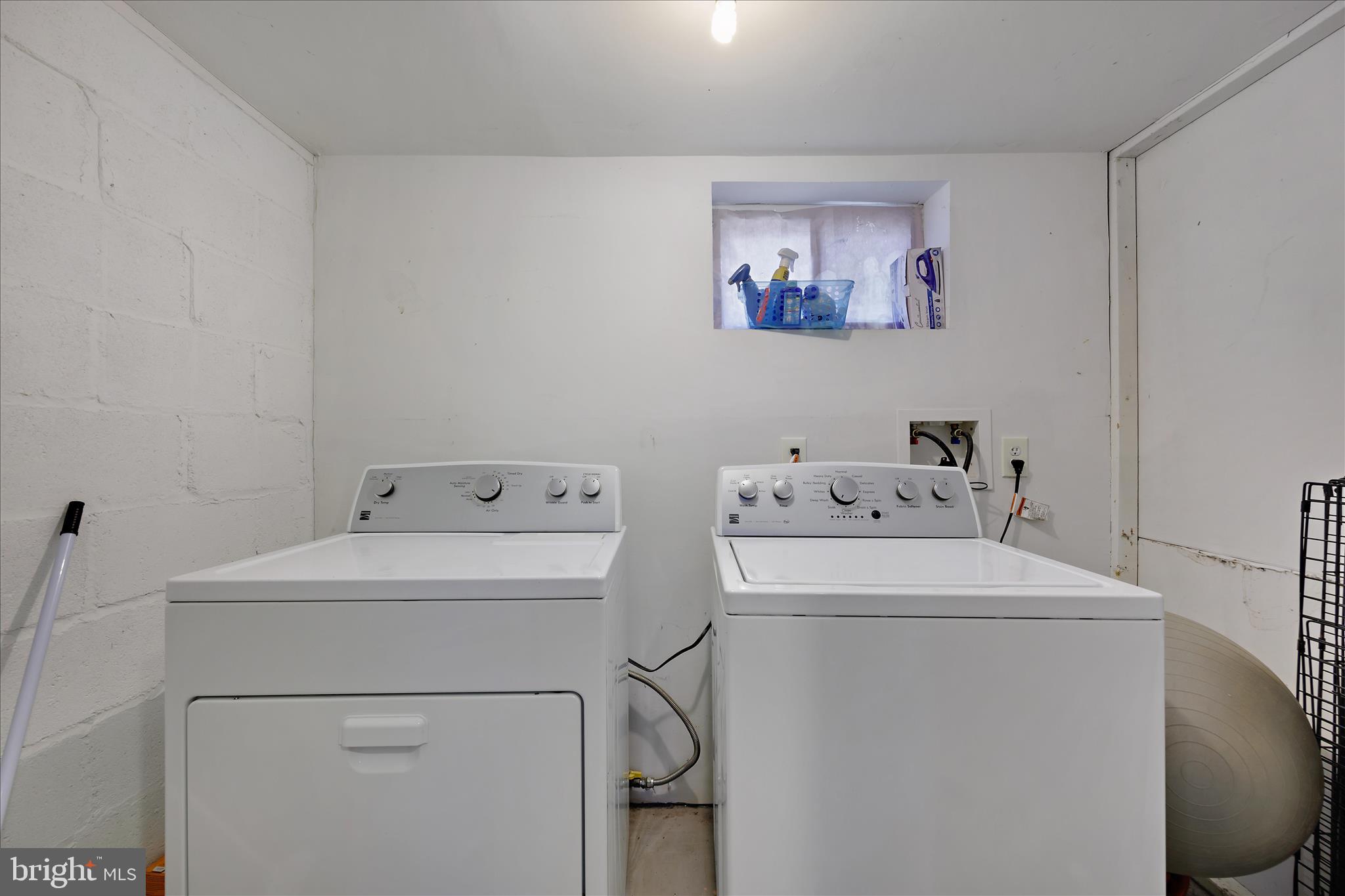 DILLON PARK - Residential