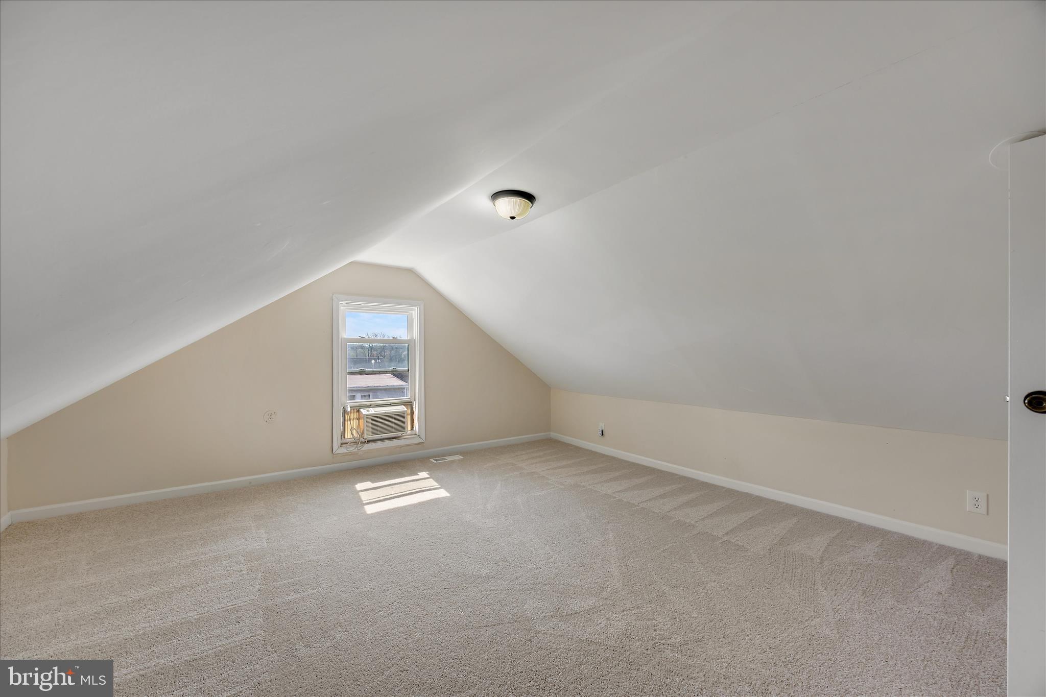 DILLON PARK - Residential