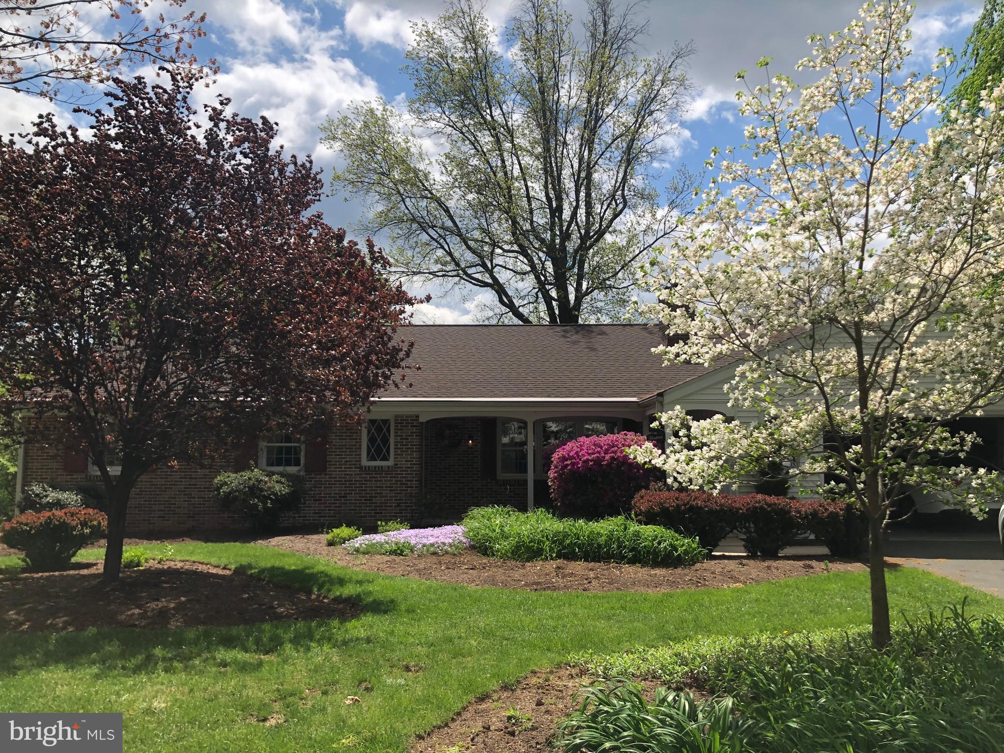 GREENFIELDS - Residential