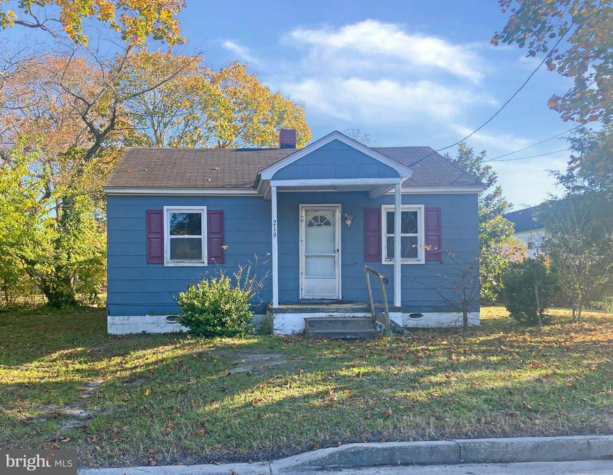 Don't miss this wonderful opportunity to own this cape cod home in the neighborhood of Cedar Plains. Home has three spacious bedrooms with built-in closet, a full bath with soaking tub, a nice sized living room that leads to the kitchen with wood wall paneling and laminated plank flooring, and a utility room. The front porch and wide rear yard is perfect for relaxation and outdoor fun. Home is located 1.8 miles away from Salisbury University and two minutes travel by car to Walmart Supercenter.  It is also accessible to beaches, parks and Salisbury Regional Airport.  To help visualize this home’s floorplan and to highlight its potential, virtual furnishings may have been added to photos found in this listing.