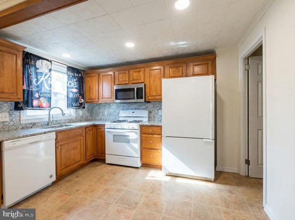 Photo of 1403 N 15th Street, HARRISBURG, PA 17103 (MLS # PADA2051818)