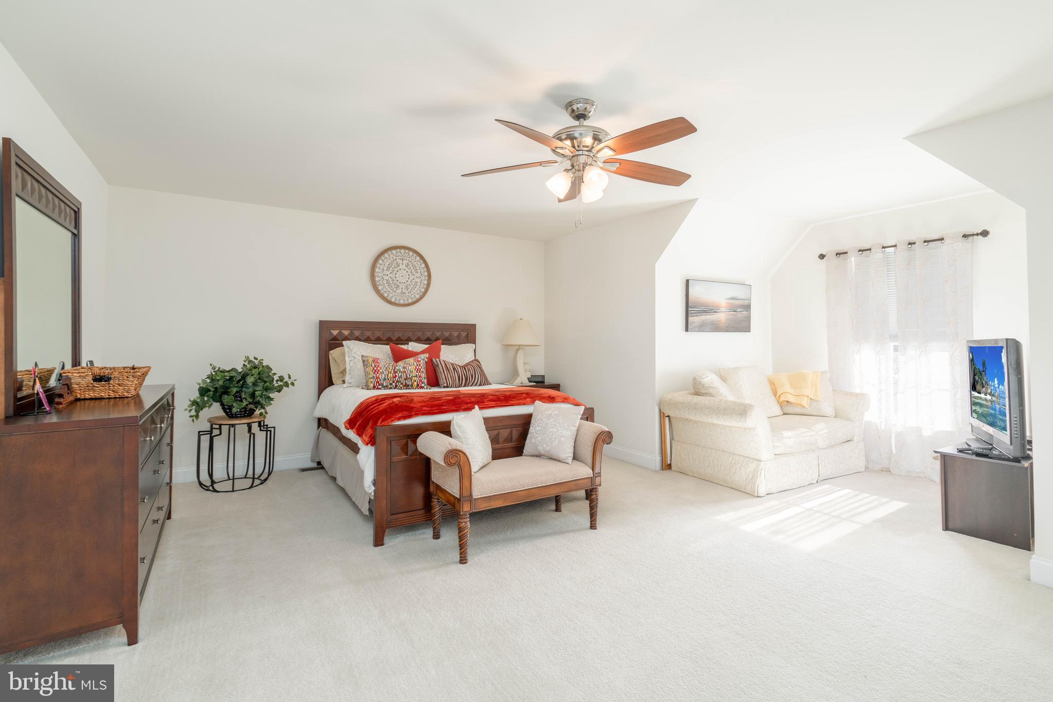 STEEPLE GLENN - Residential