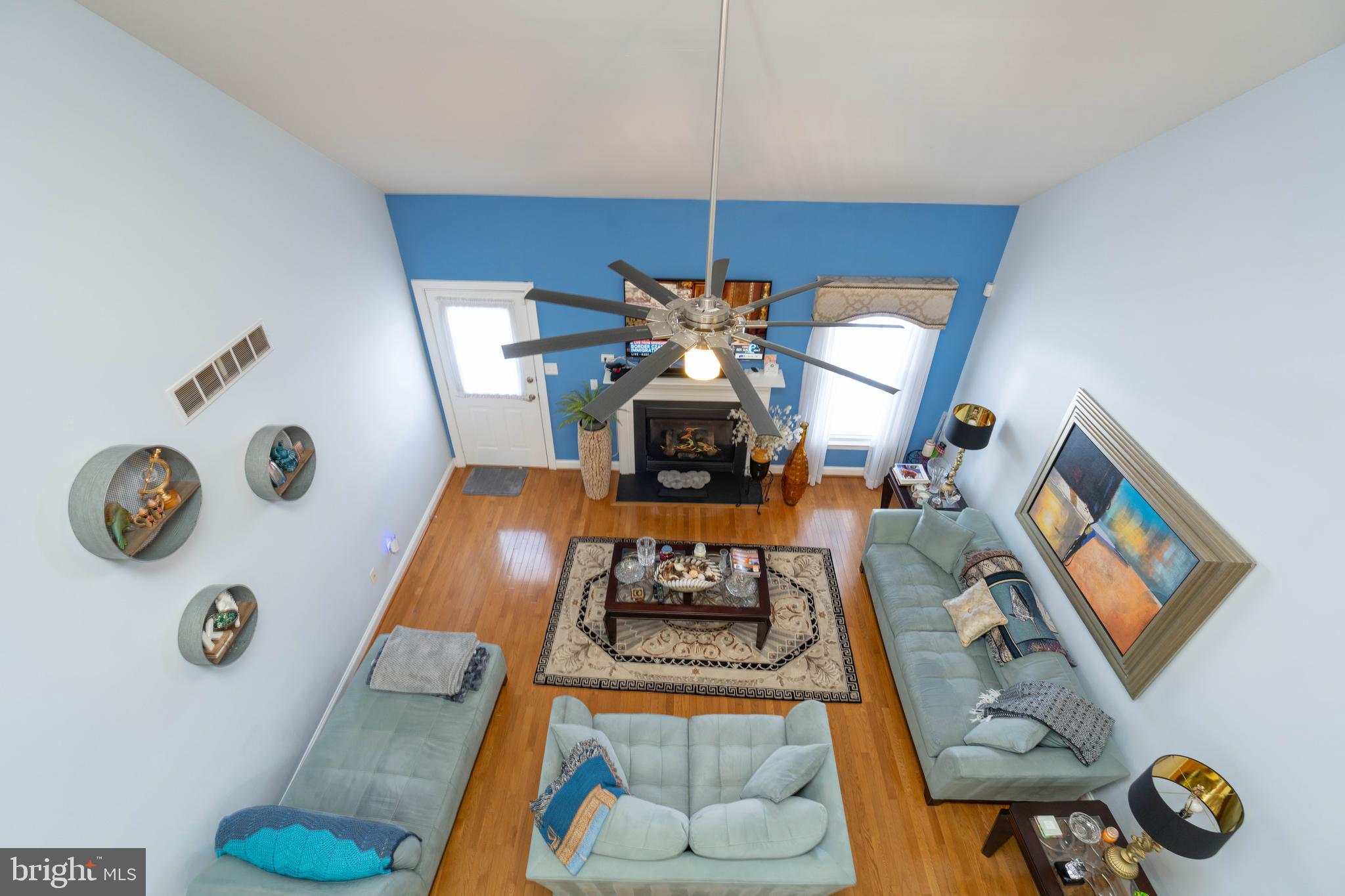 STEEPLE GLENN - Residential