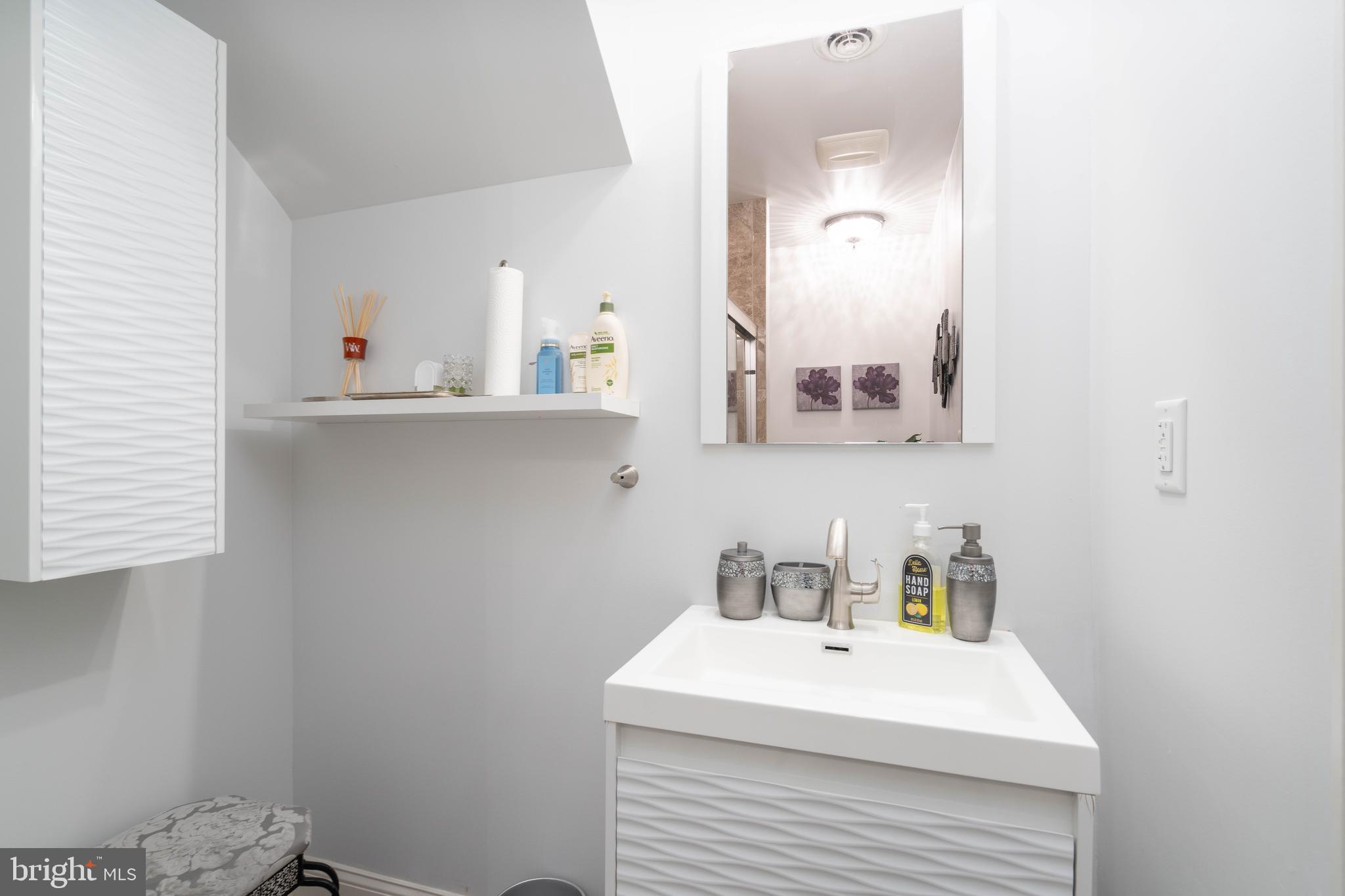 STEEPLE GLENN - Residential