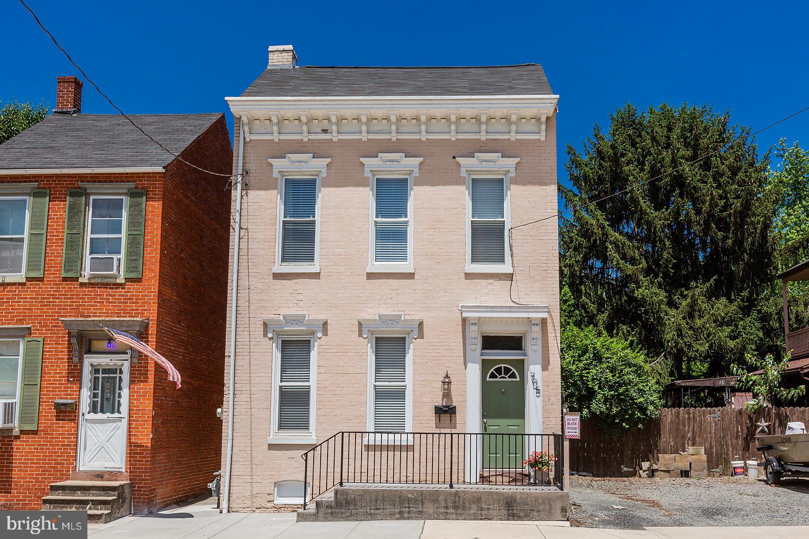 COLUMBIA BOROUGH - Residential