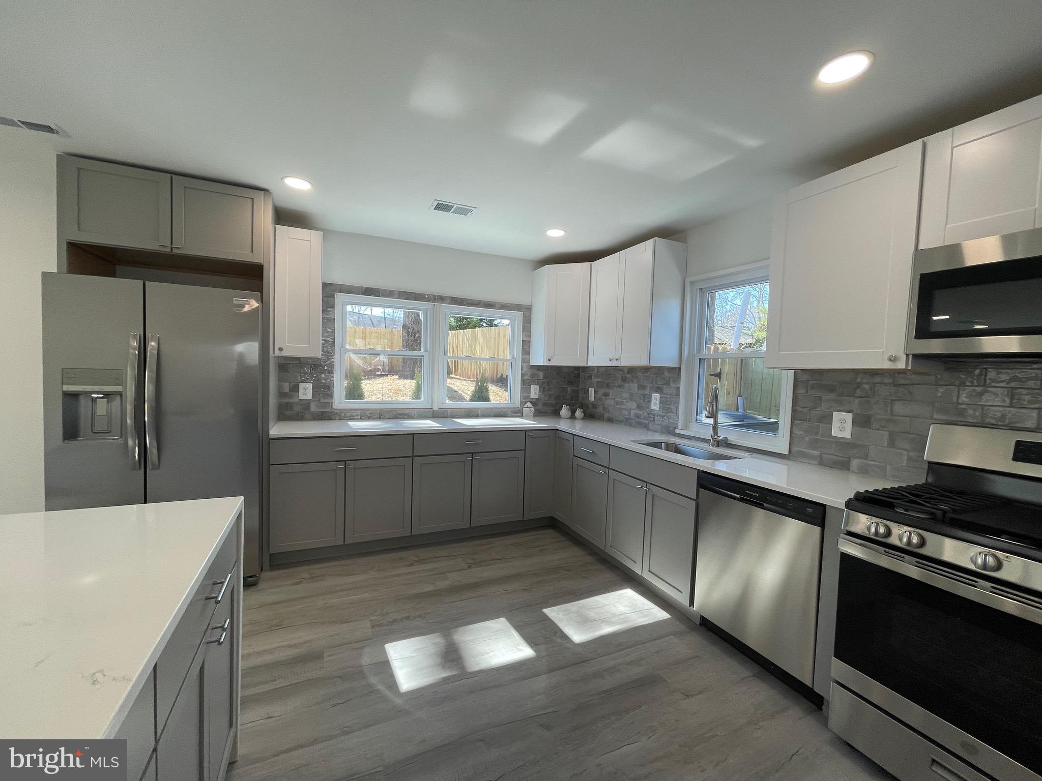 MANASSAS PARK - Residential