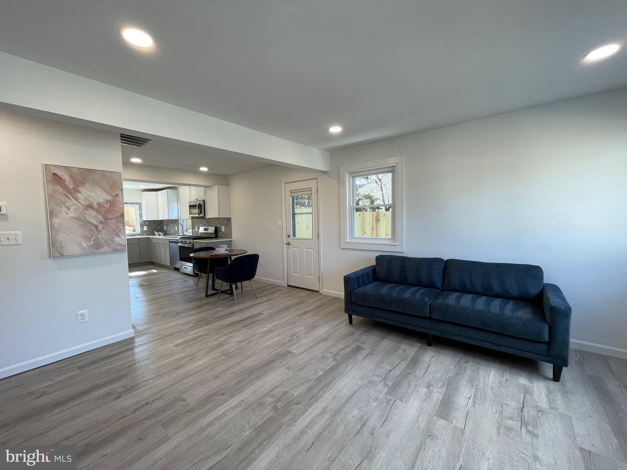 MANASSAS PARK - Residential