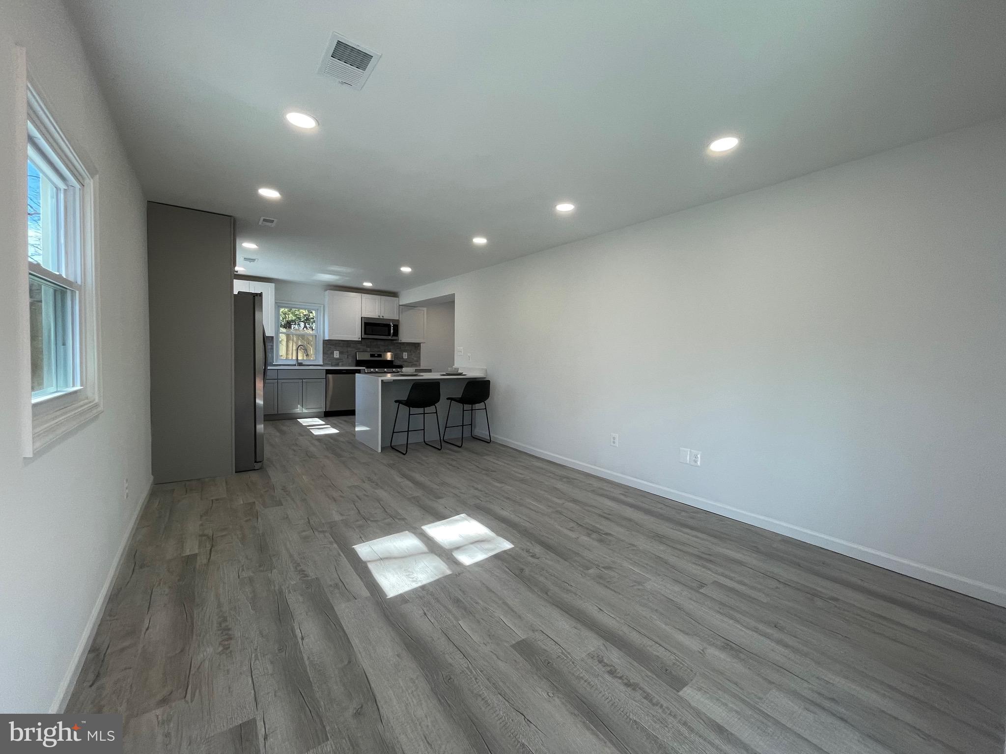 MANASSAS PARK - Residential