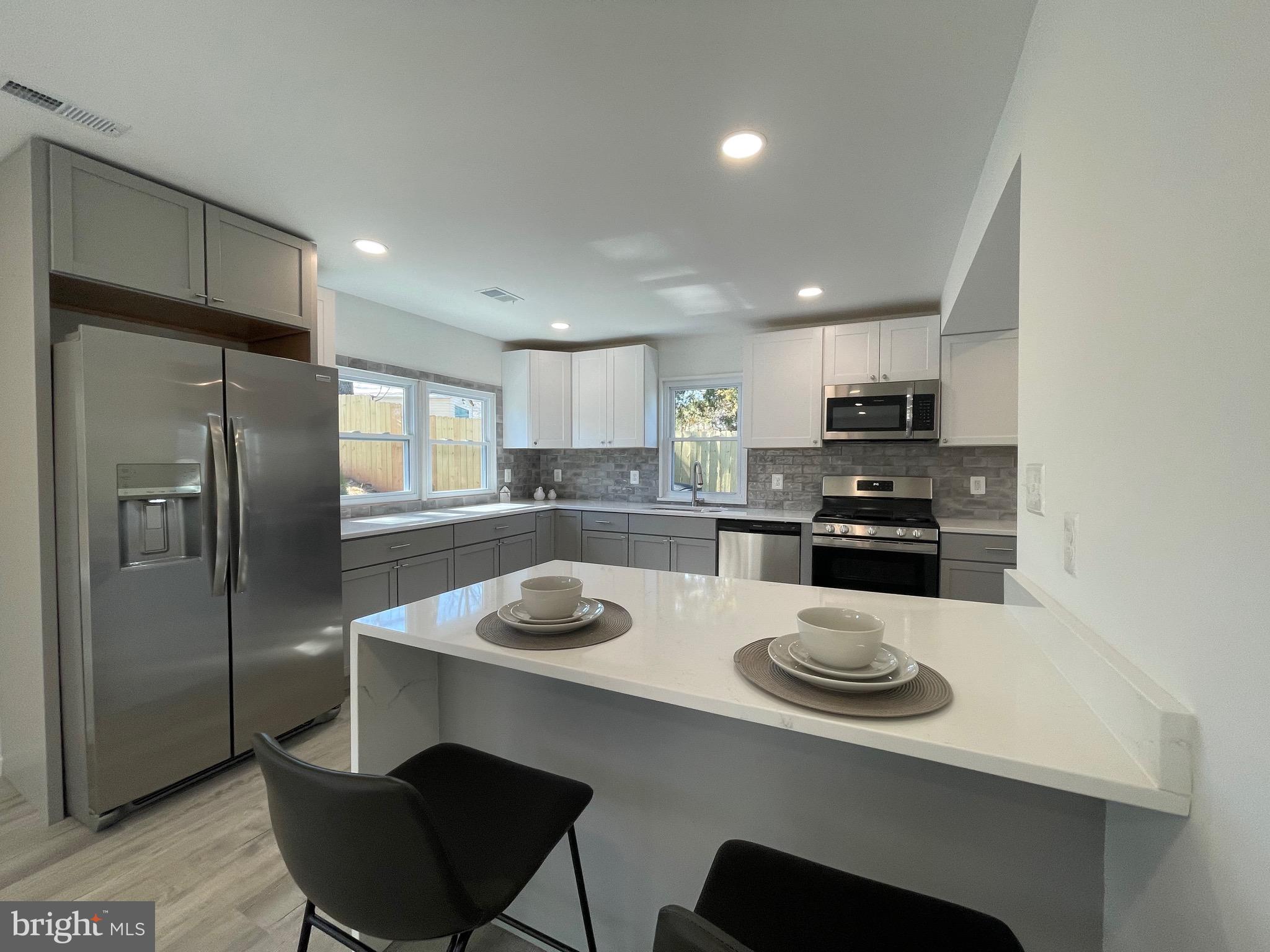 MANASSAS PARK - Residential