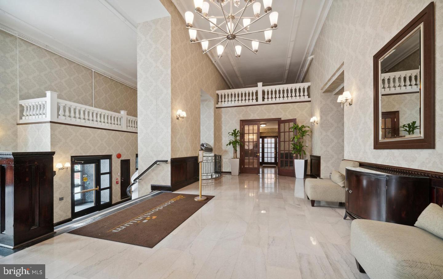 CENTER CITY - Residential