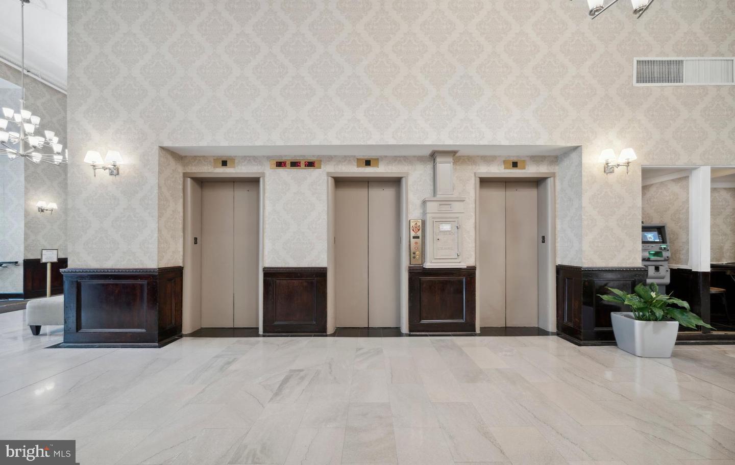 CENTER CITY - Residential