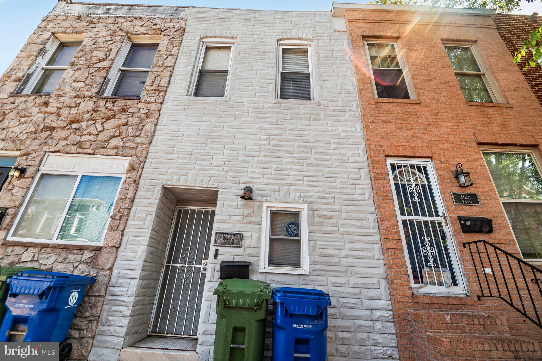 1123 S CAREY STREET