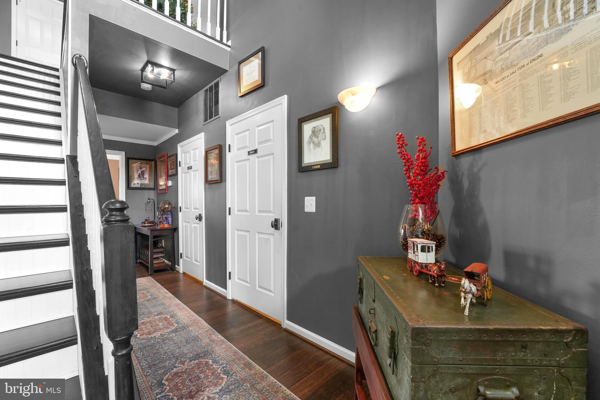 VILLAS AT THE RIDGES - Residential