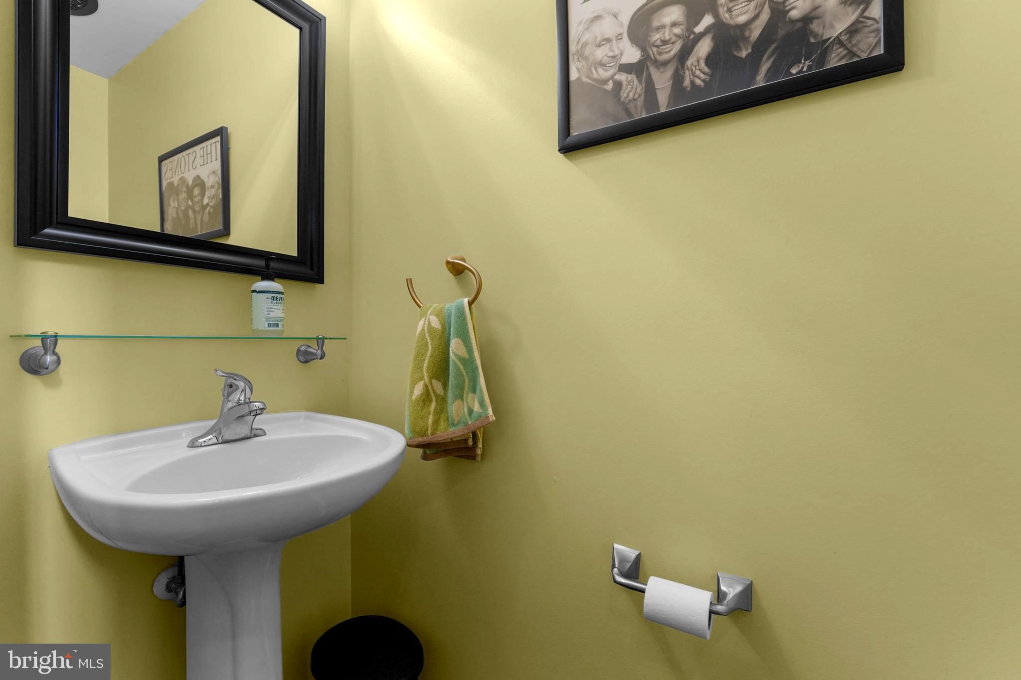 VILLAS AT THE RIDGES - Residential