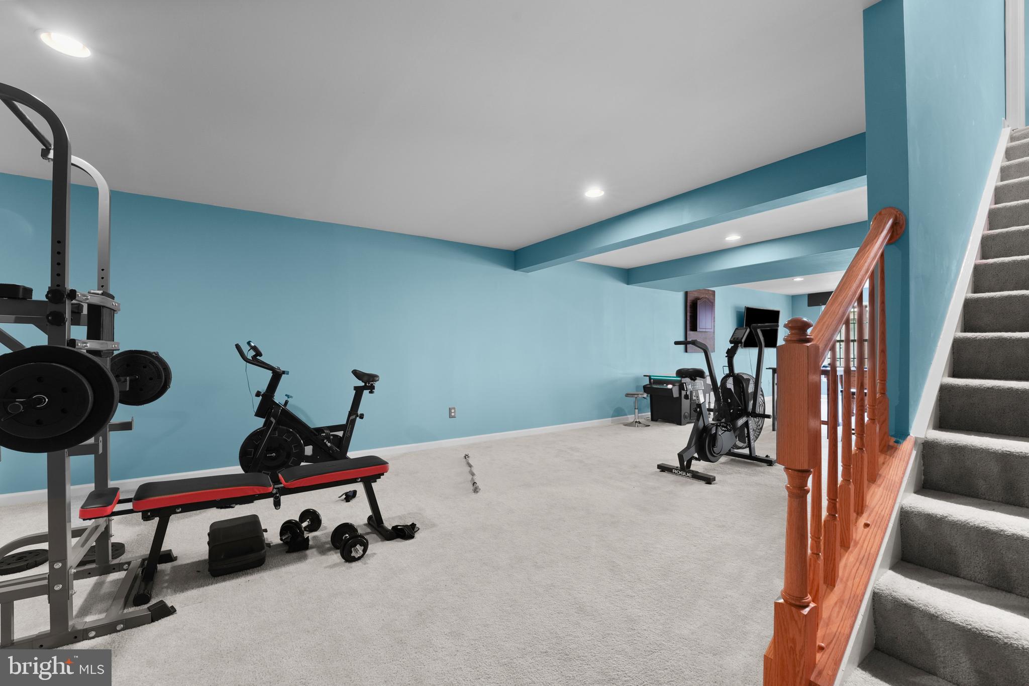 VILLAS AT THE RIDGES - Residential