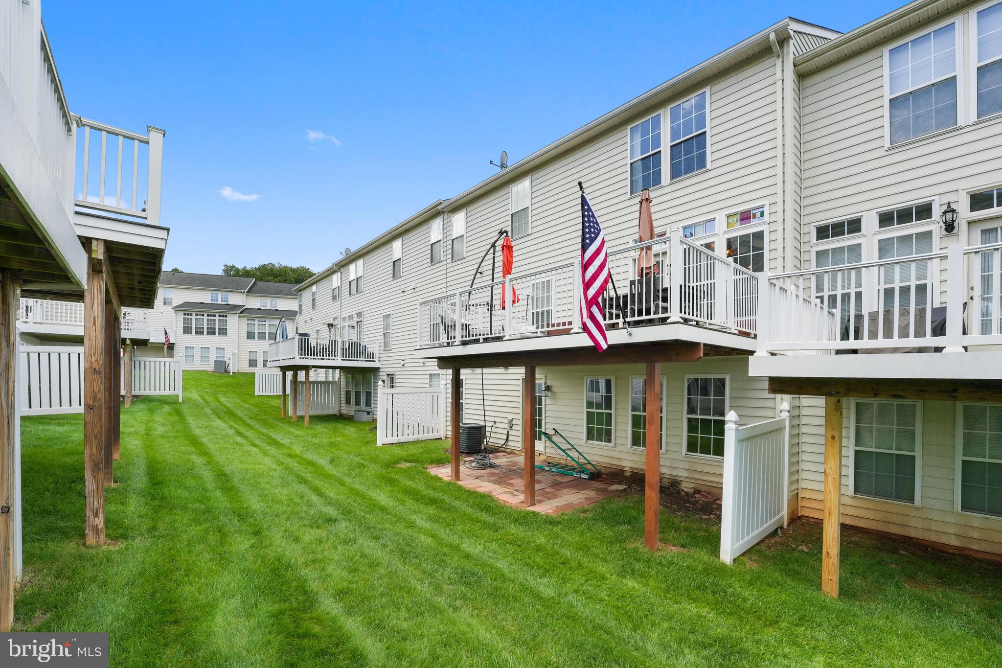 VILLAS AT THE RIDGES - Residential