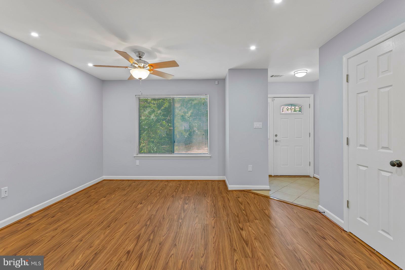 ST CHARLES HUNTINGTON - Residential