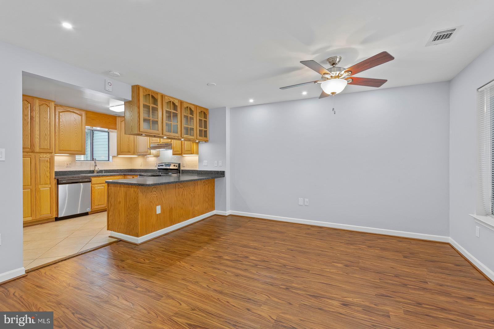 ST CHARLES HUNTINGTON - Residential