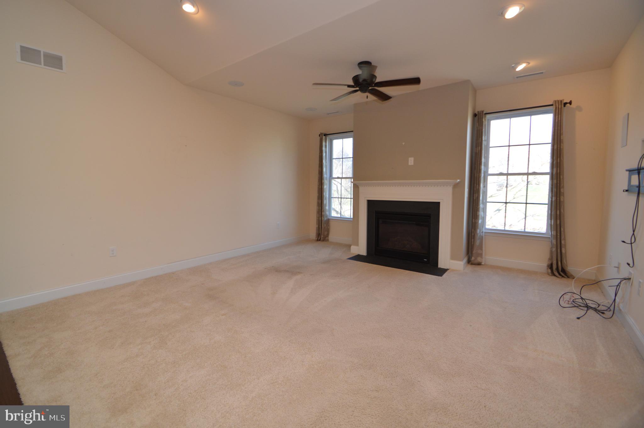 TRADITIONS OF AMERICA AT LITITZ - Residential