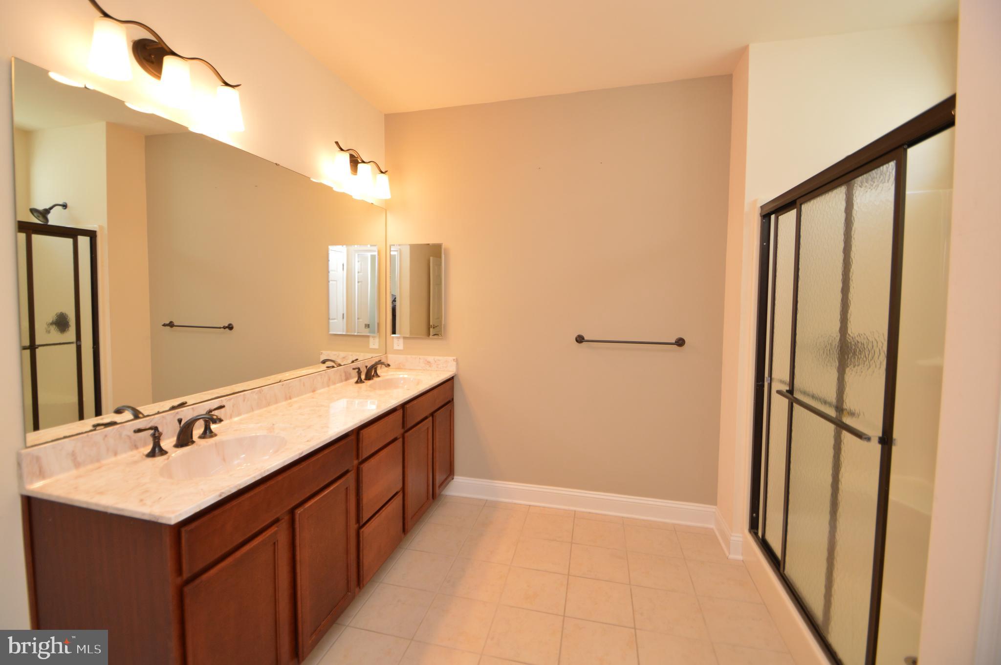 TRADITIONS OF AMERICA AT LITITZ - Residential