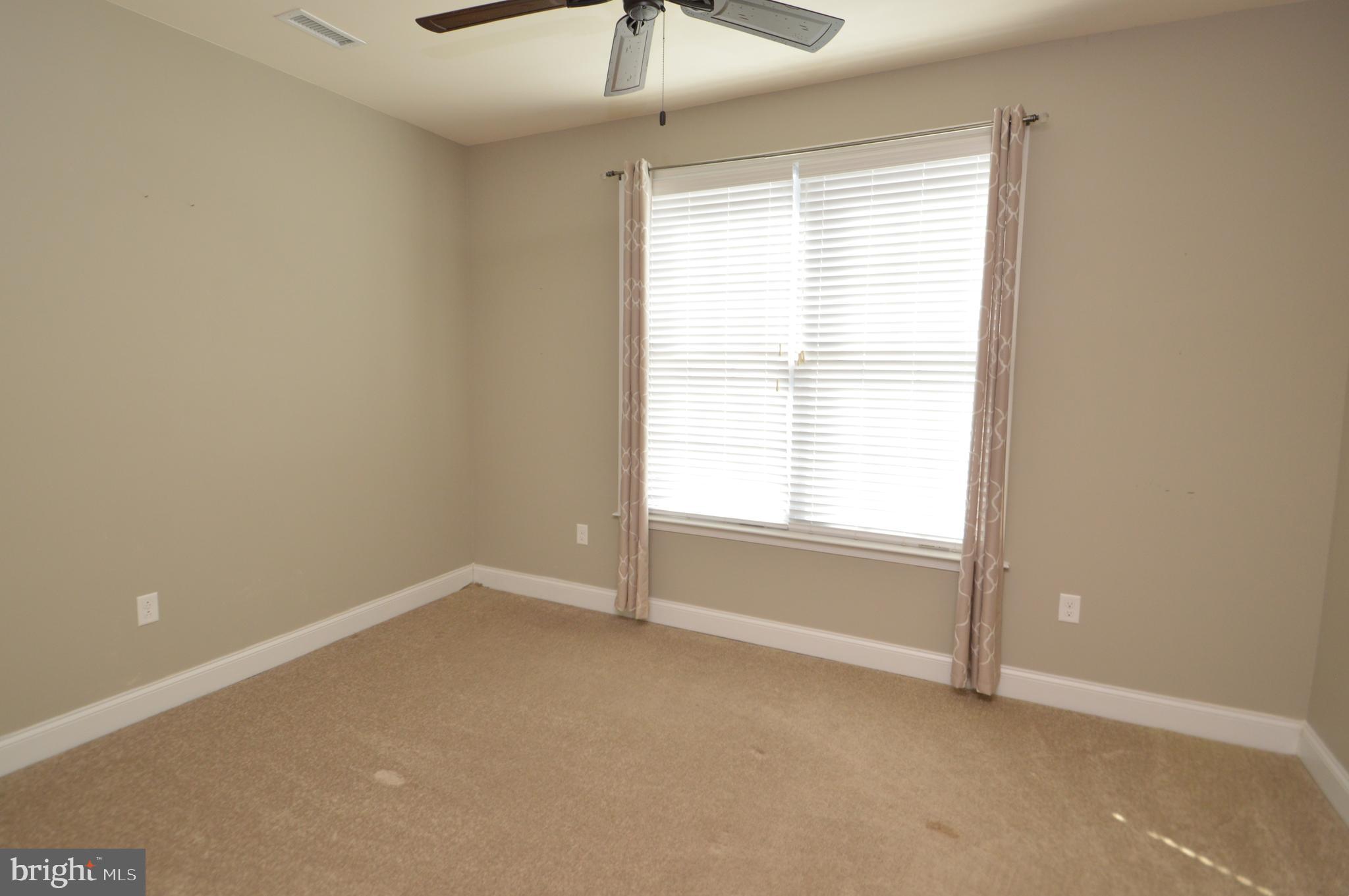 TRADITIONS OF AMERICA AT LITITZ - Residential