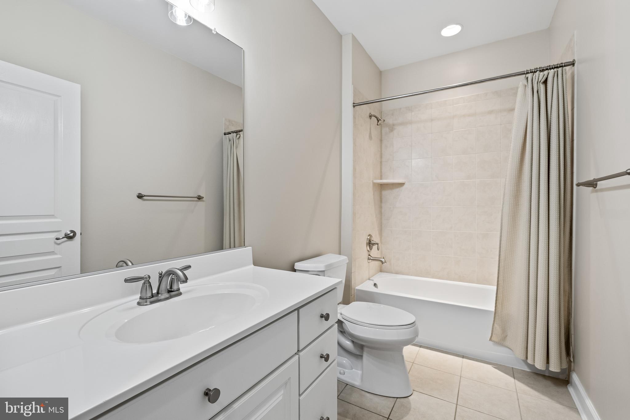 WATERFORD PRESERVE - Residential