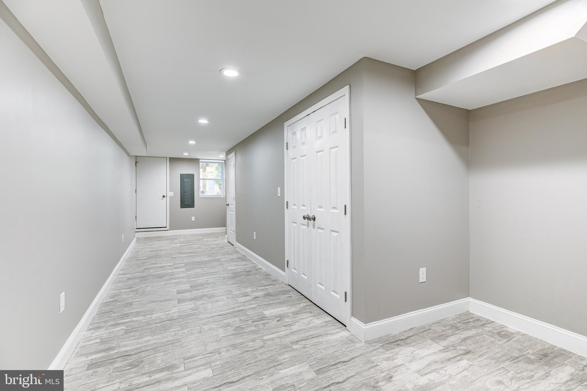 HAMPDEN HISTORIC DISTRICT - Residential