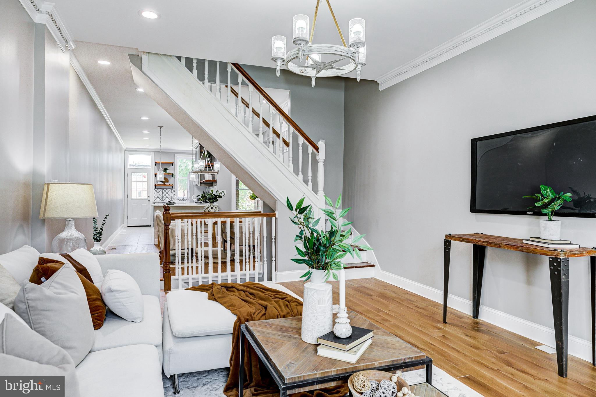 HAMPDEN HISTORIC DISTRICT - Residential