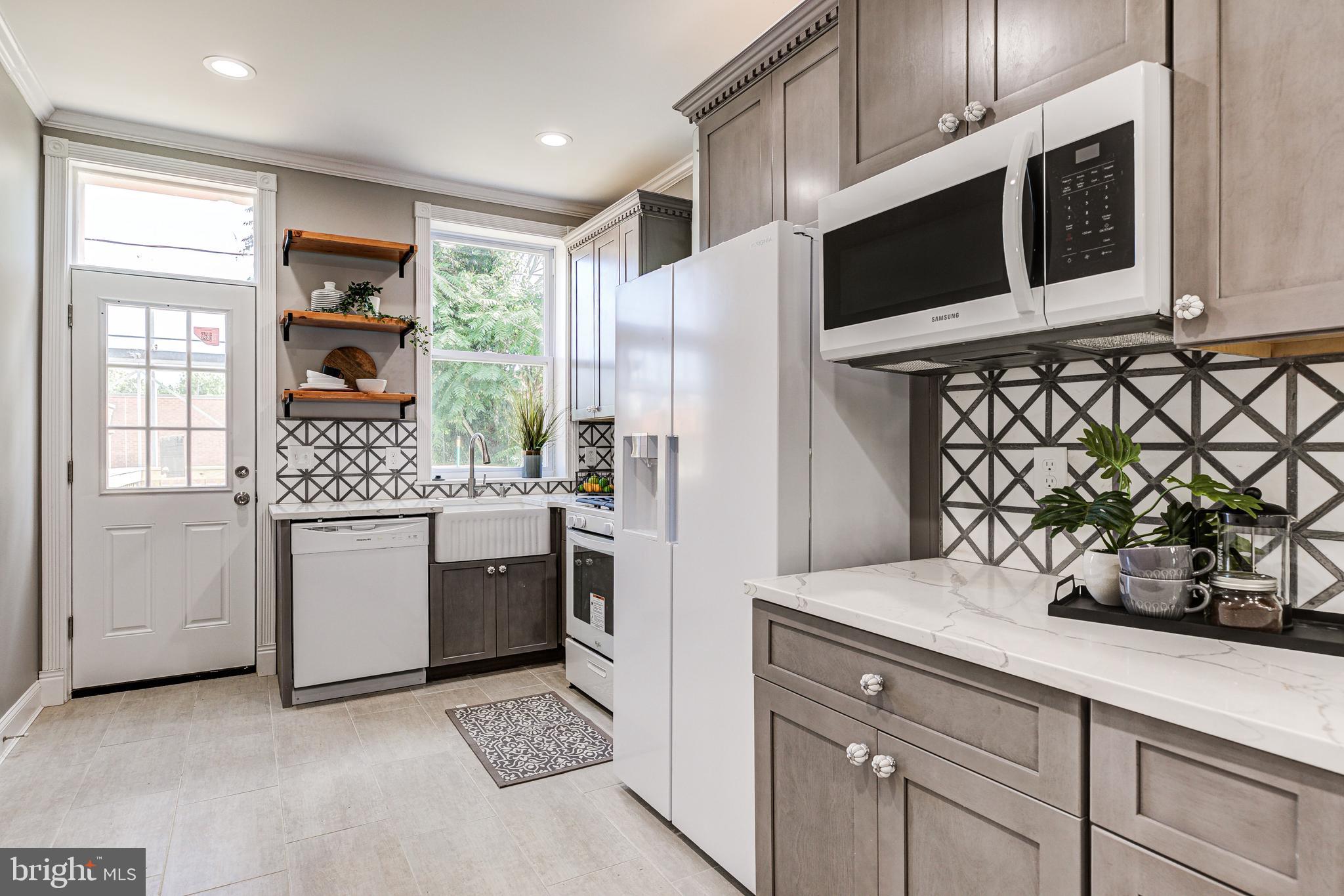 HAMPDEN HISTORIC DISTRICT - Residential