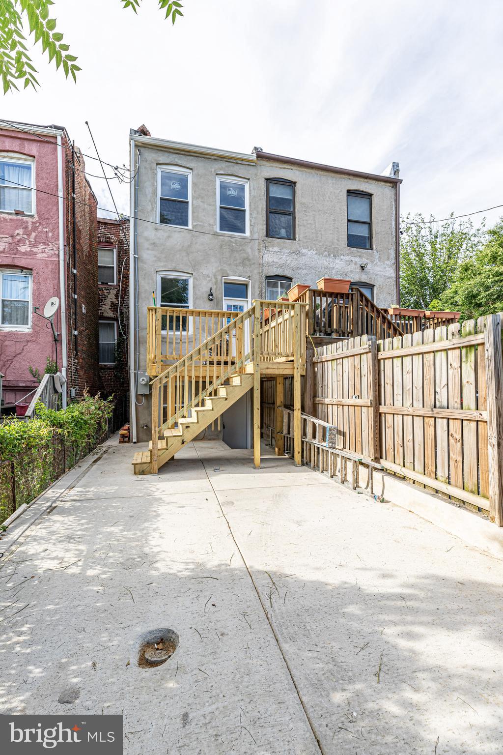 HAMPDEN HISTORIC DISTRICT - Residential