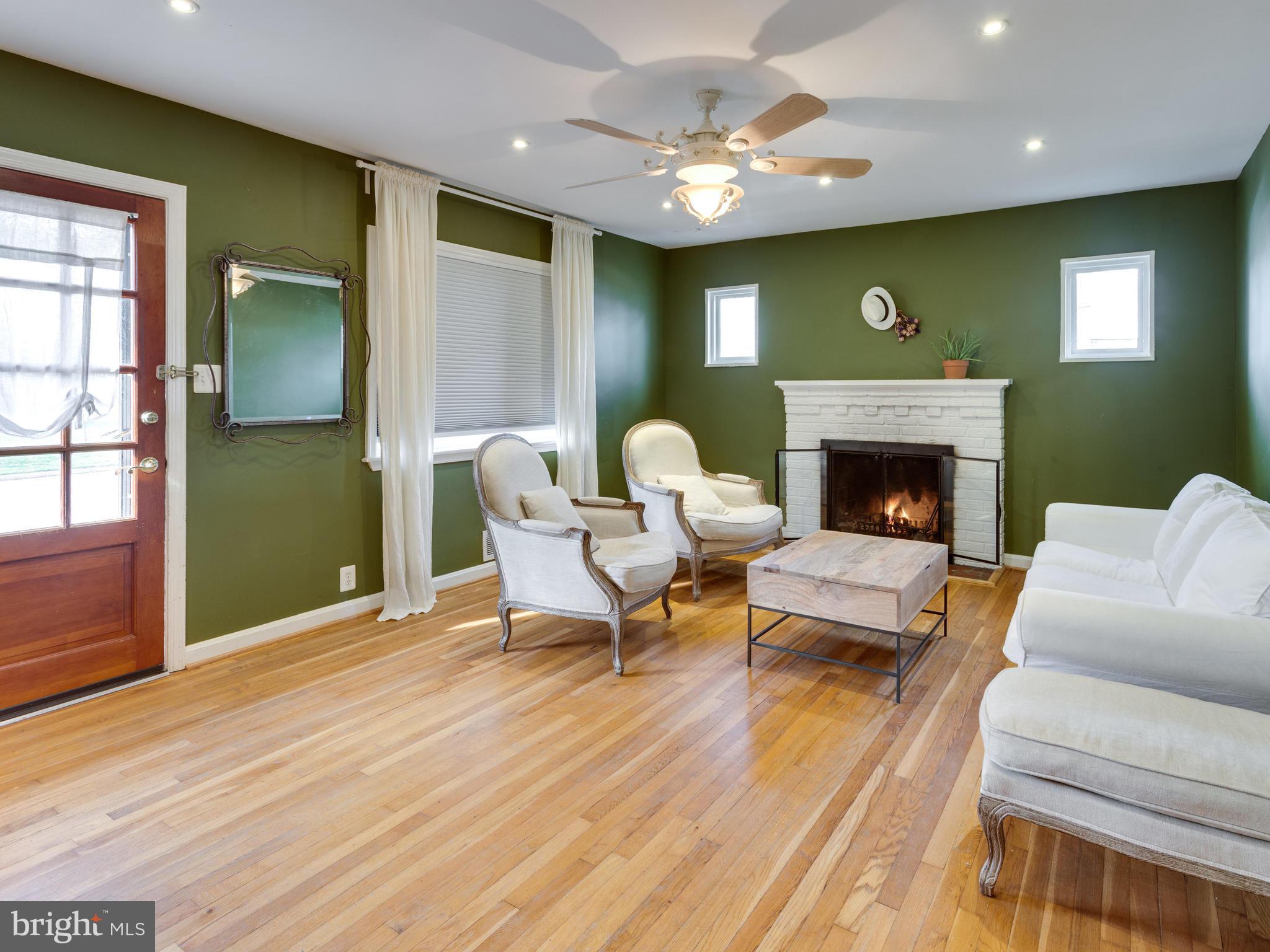 FAIRVIEW - Residential Lease