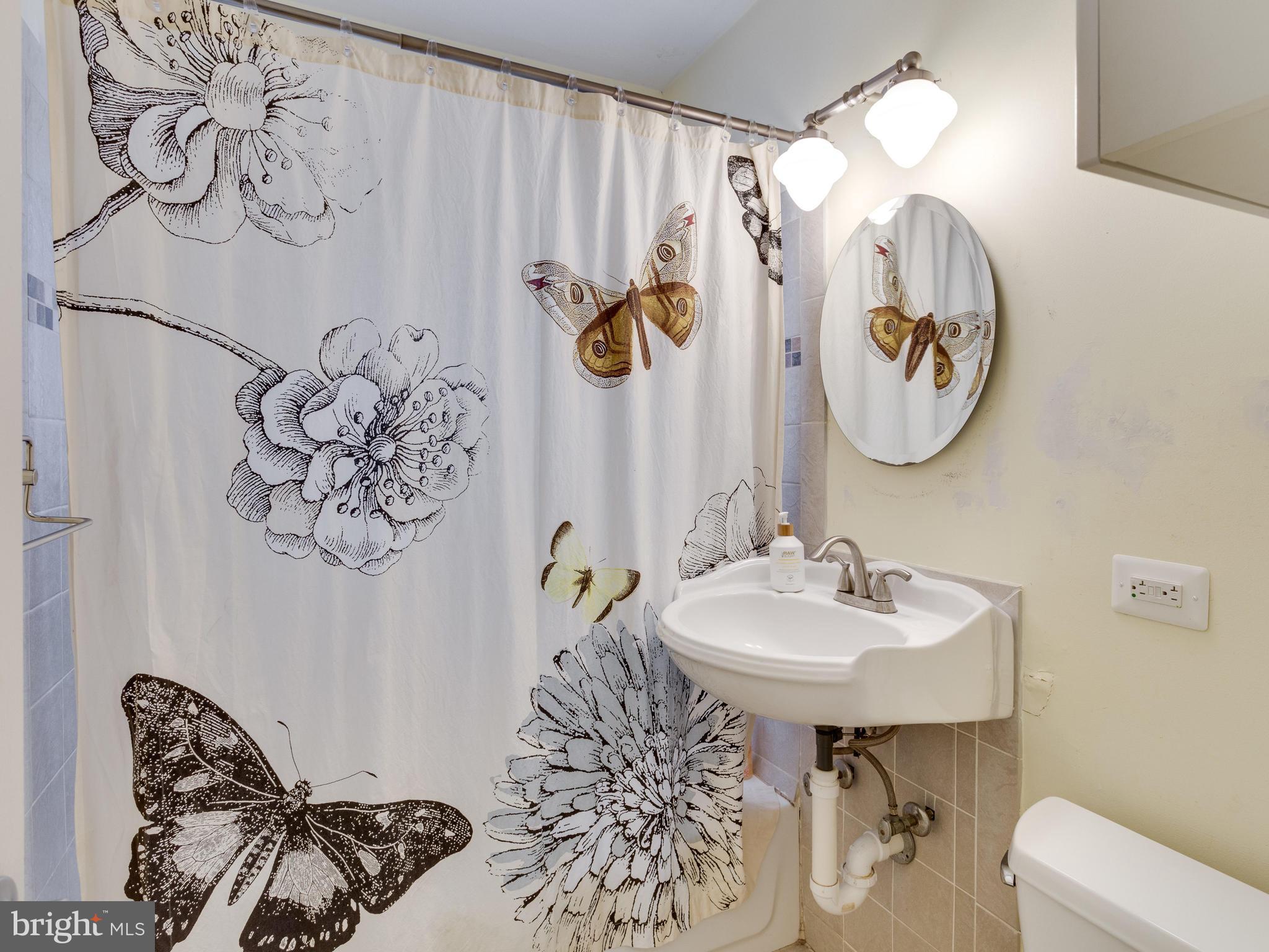 FAIRVIEW - Residential Lease