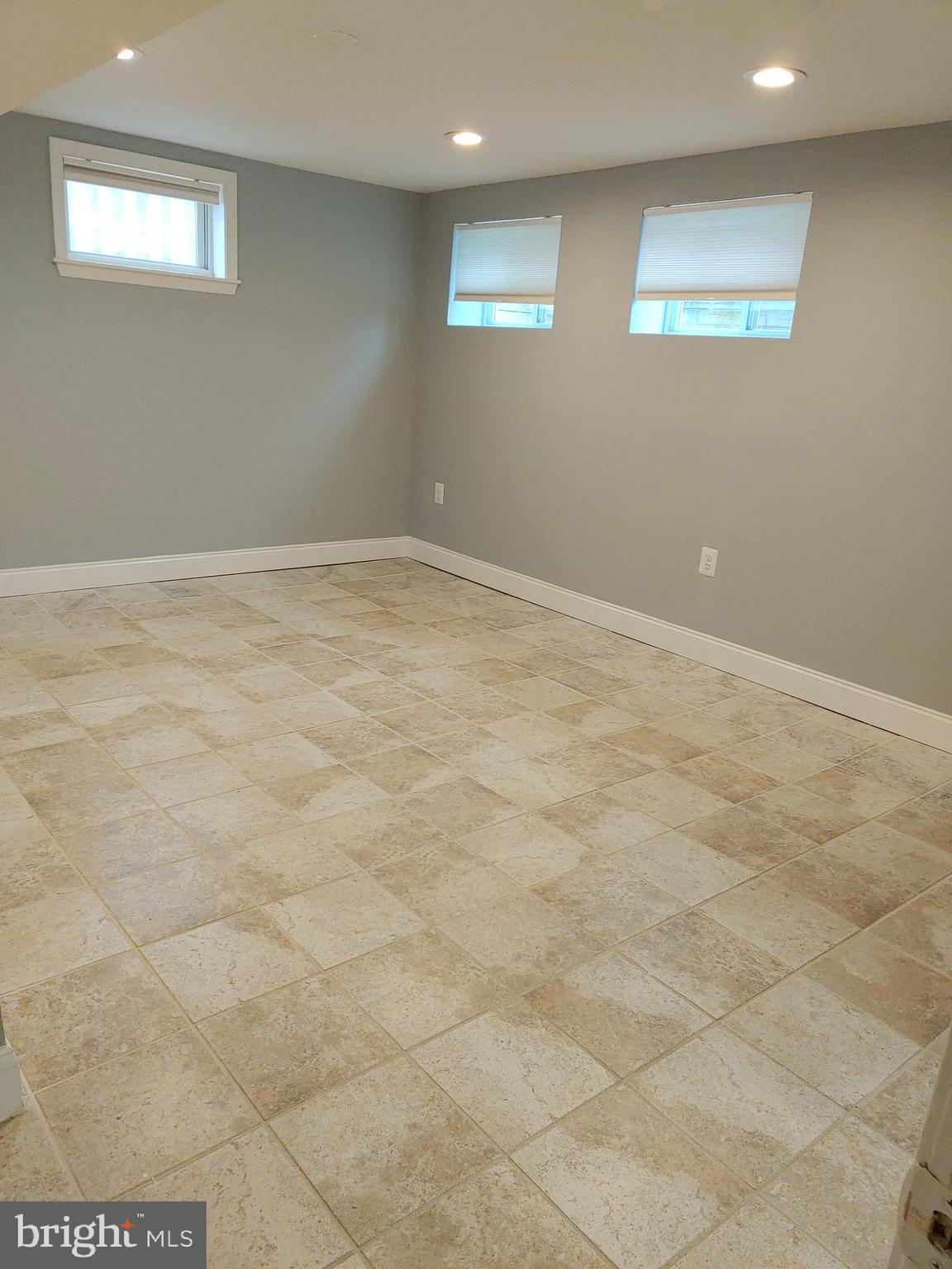 FAIRVIEW - Residential Lease