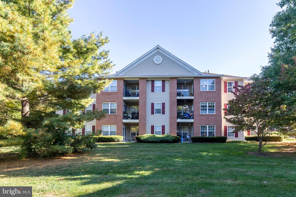 Photo of 3840 Normandy Drive #3B, HAMPSTEAD, MD 21074 (MLS # MDCR2030848)