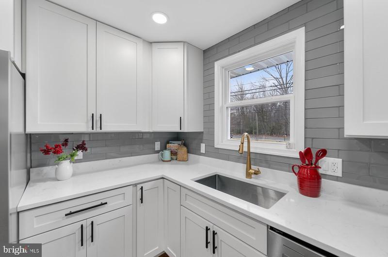 CHURCHTON - Residential