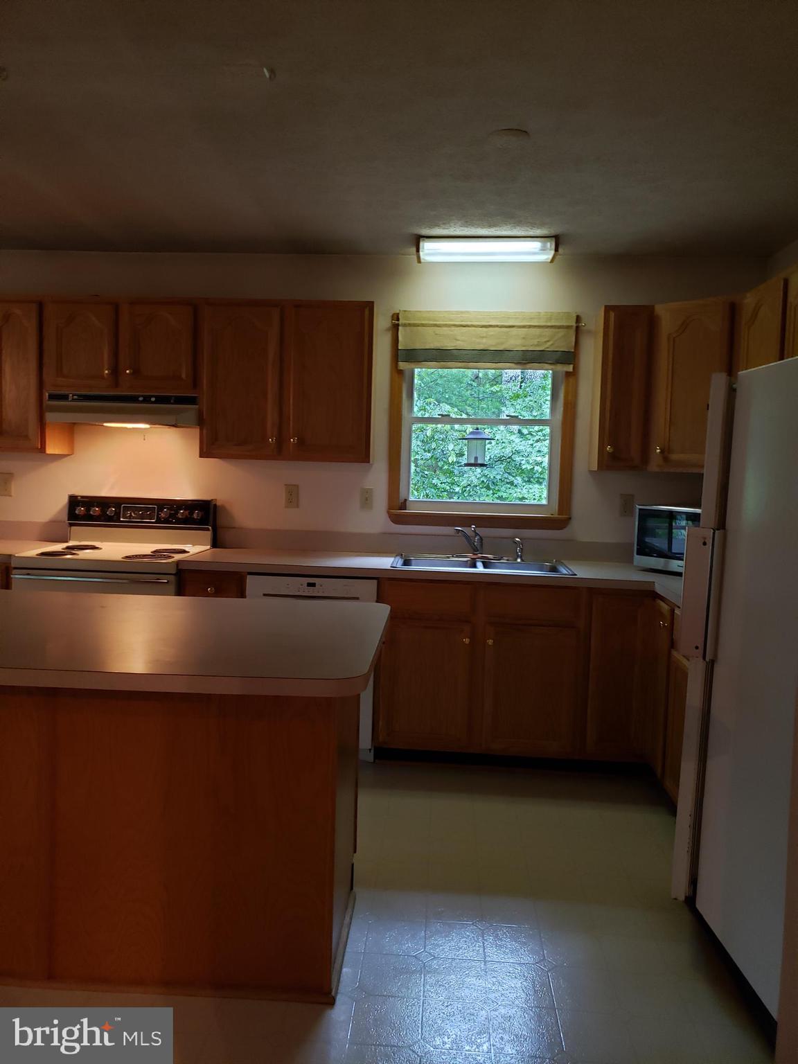 RIVER BEND - Residential