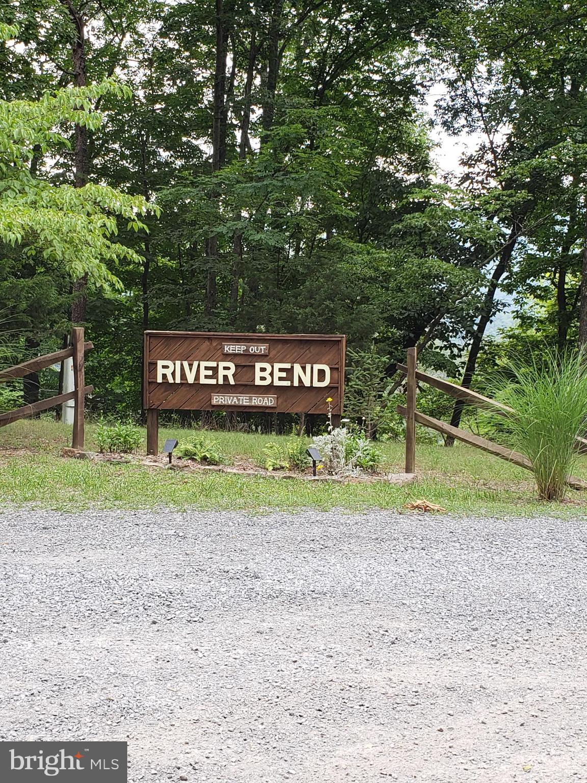 RIVER BEND - Residential