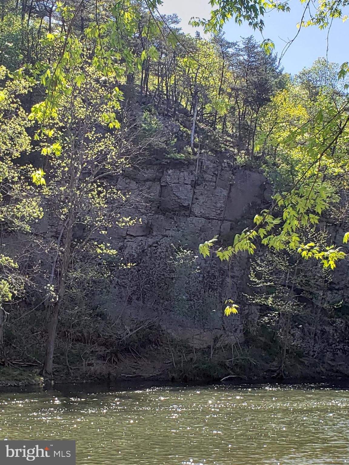 RIVER BEND - Residential