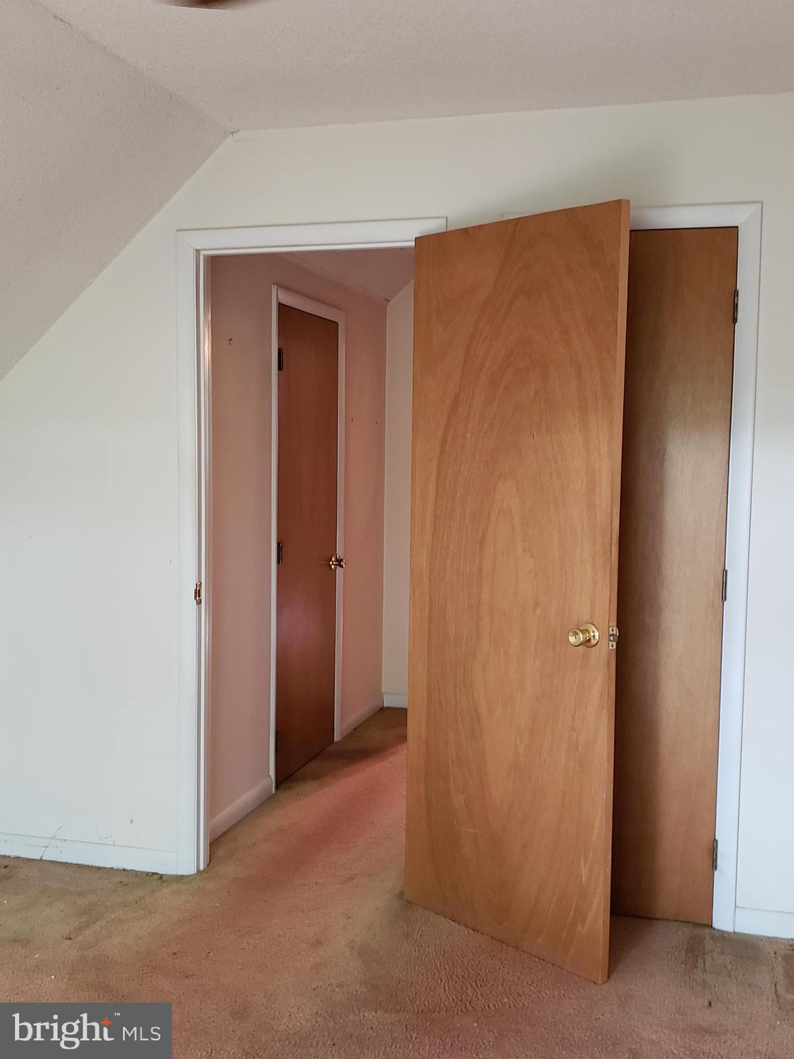 RIVER BEND - Residential