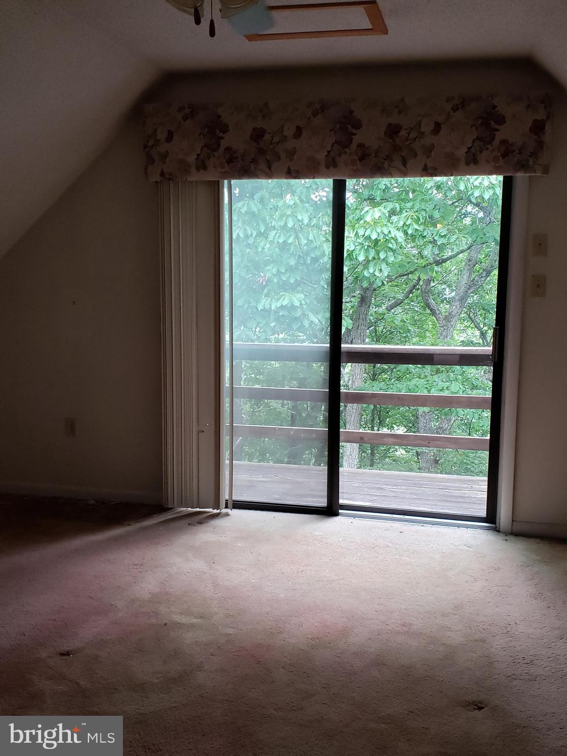 RIVER BEND - Residential