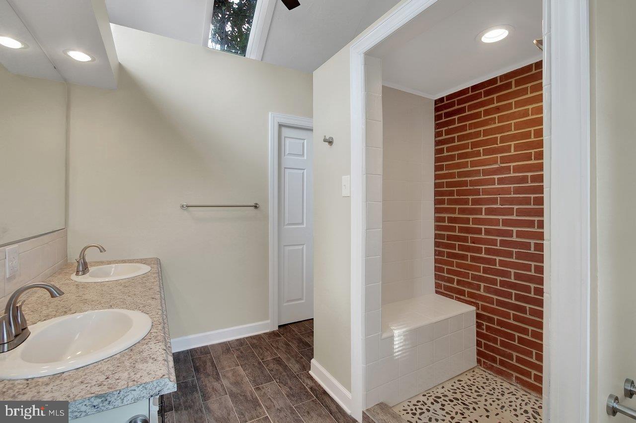 CLEARVIEW - Residential