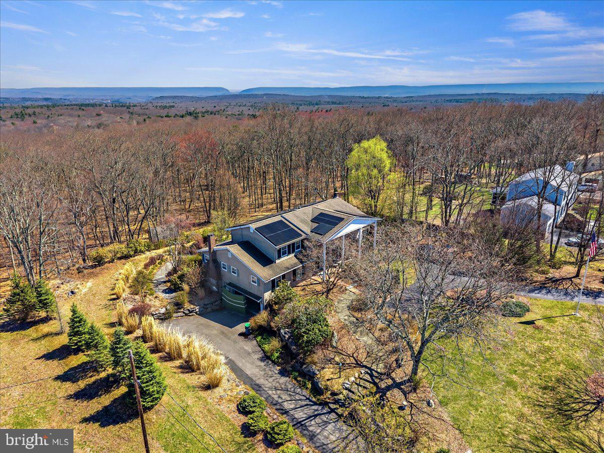 164 CHESTNUT OAK DRIVE