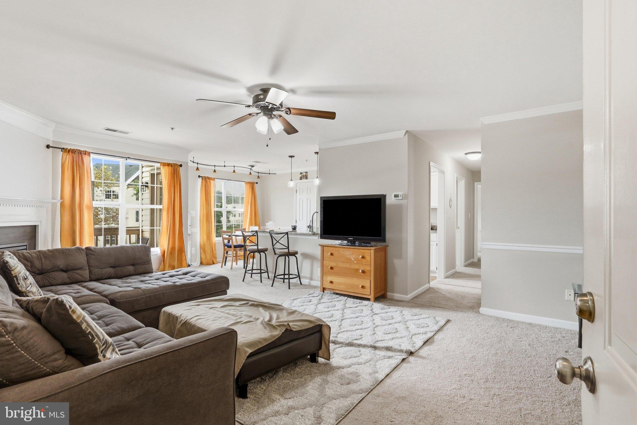 11006 KOMAN CIRCLE 201