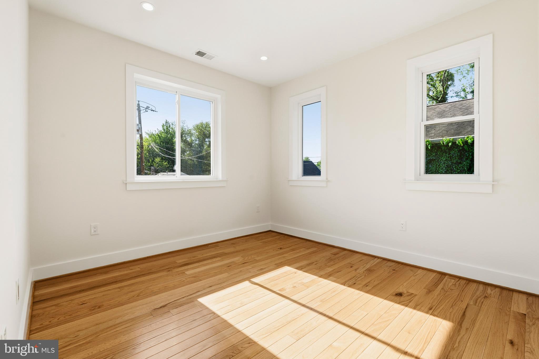 PT ROCKVILLE TWN RES 1 - Residential