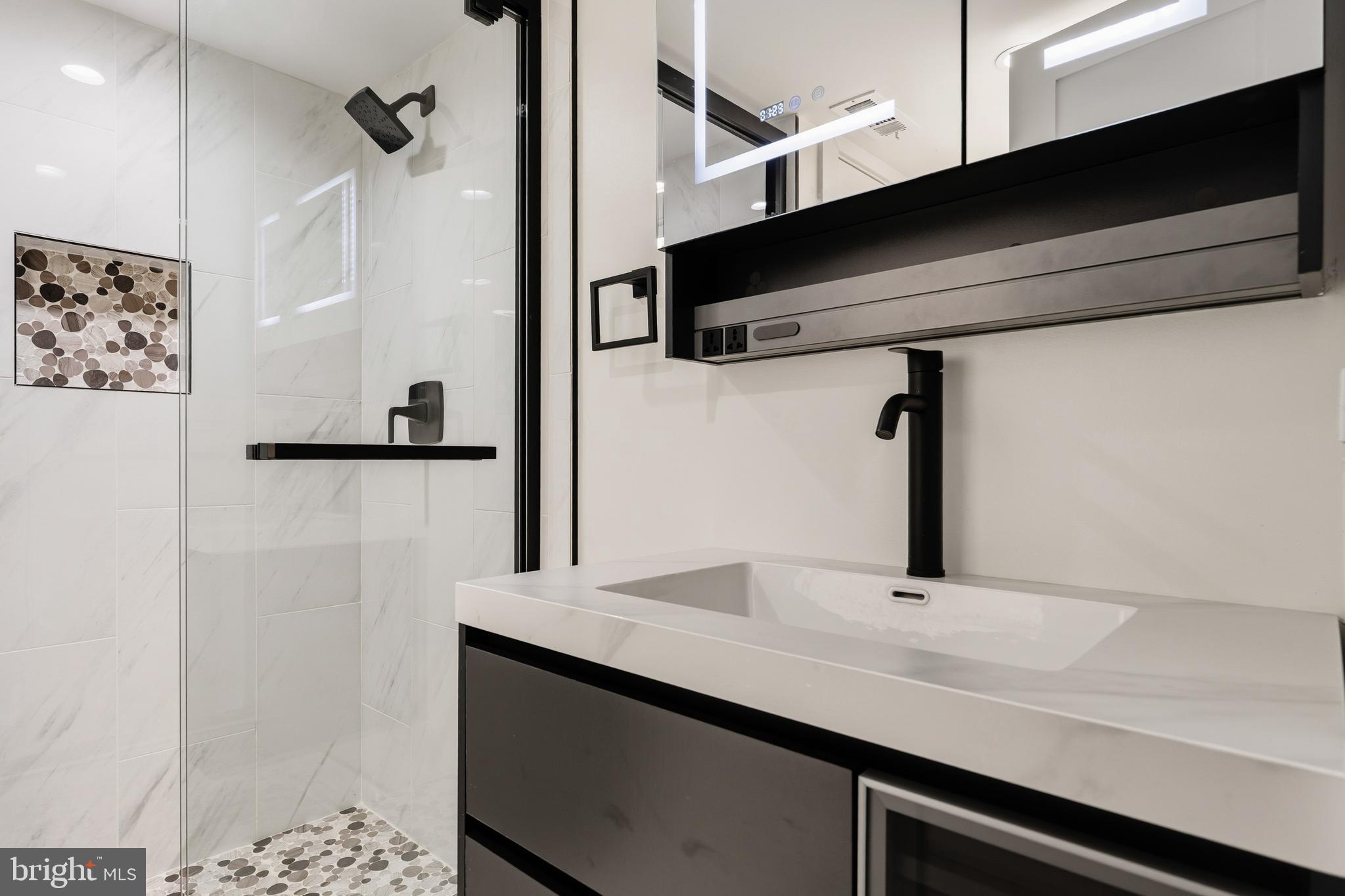 PT ROCKVILLE TWN RES 1 - Residential
