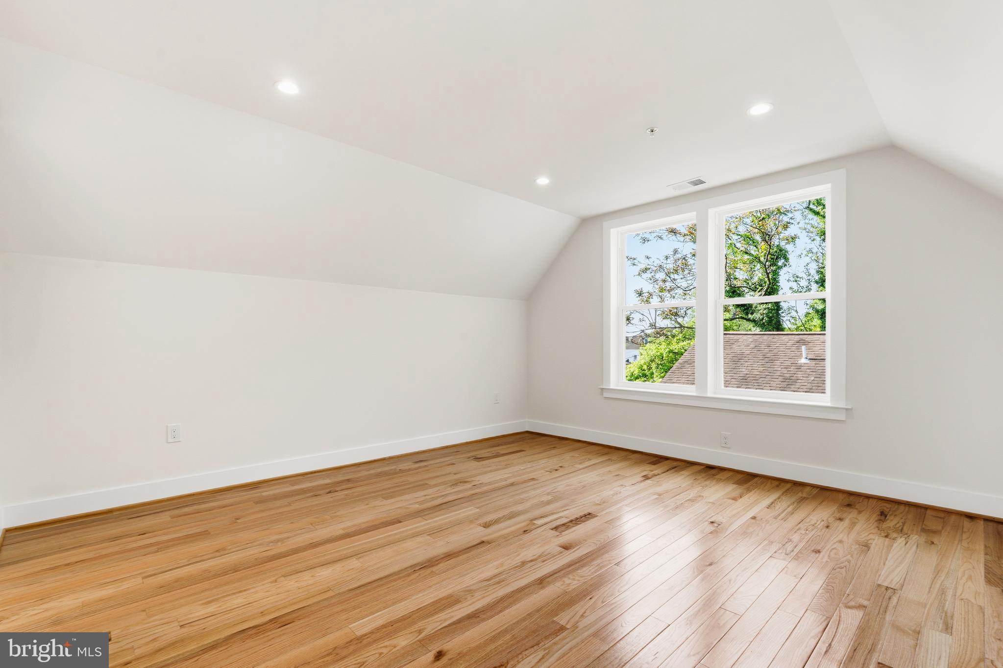PT ROCKVILLE TWN RES 1 - Residential